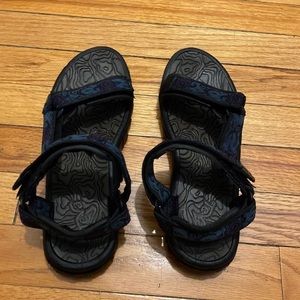 Teva hurricane women’s sandals